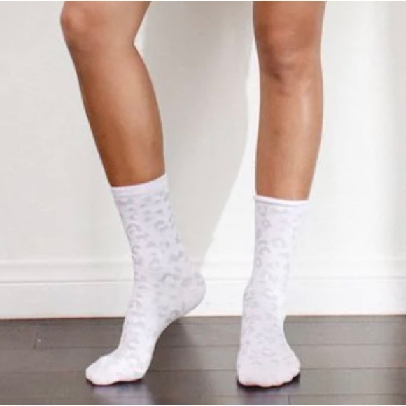 💟FUN SOCKS🌀Crew Style Soft & Neutral Animal Print Socks ✳️ - Picture 9 of 11